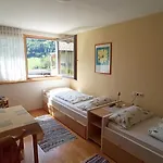 Gaestehaus Lutz Guest house