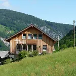 Gaestehaus Lutz 4* Mellau