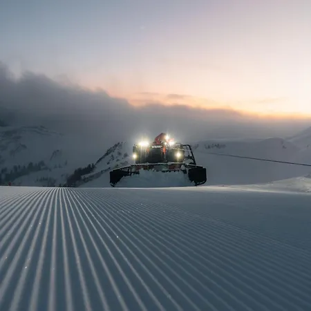 Gaestehaus Lutz Pensjonat Mellau